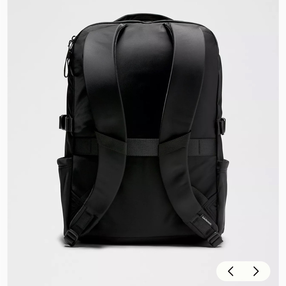 lululemon athletica new crew Backpack 22L - Picture 2 of 6
